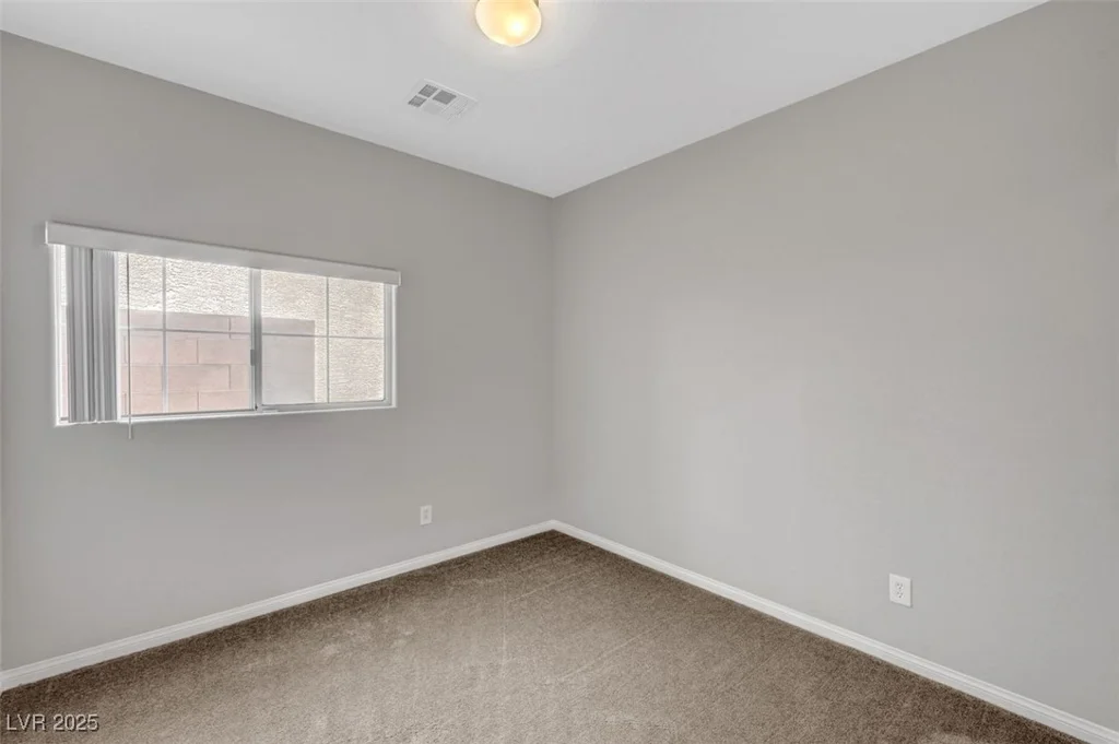 121 Staplehurst, Henderson, NV 89002