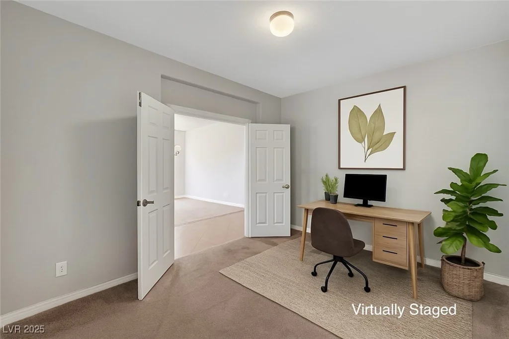 121 Staplehurst, Henderson, NV 89002