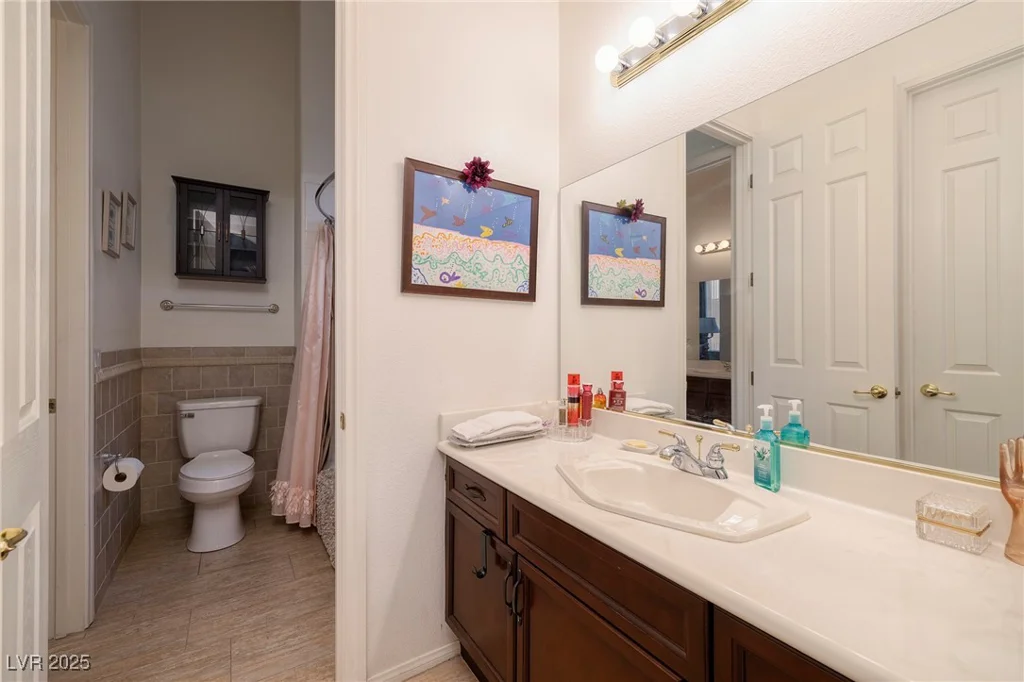 1329 Calle Cantar, Henderson, NV 89012