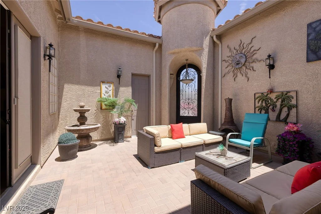 1329 Calle Cantar, Henderson, NV 89012