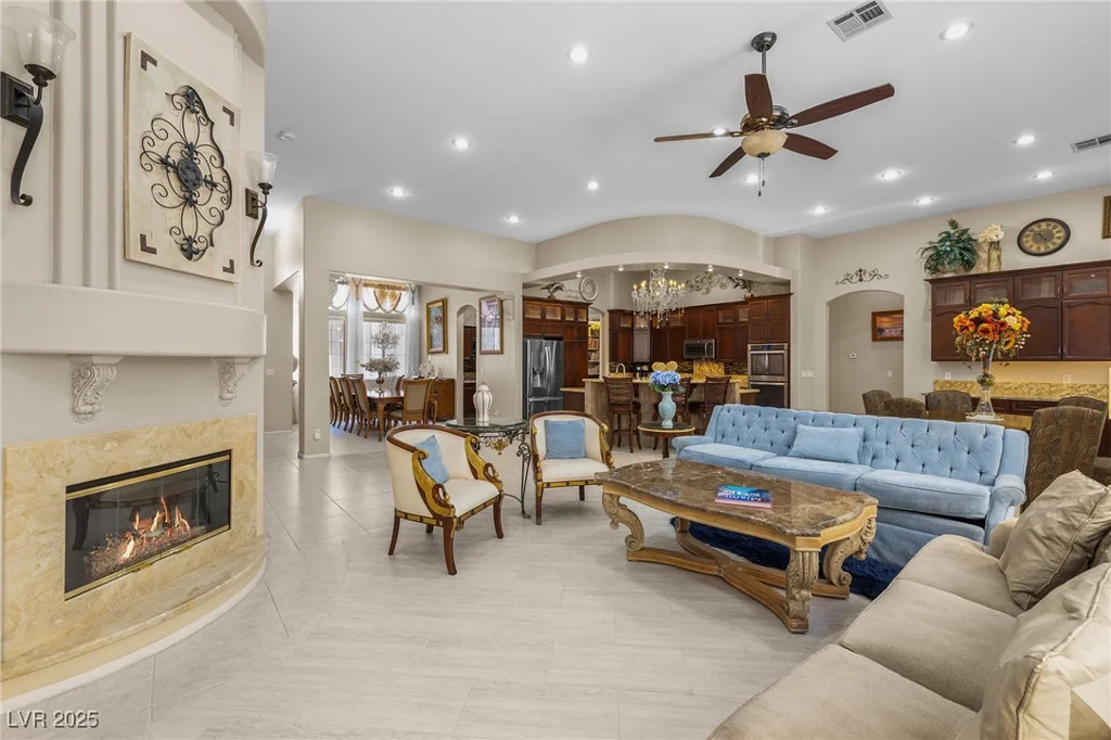1329 Calle Cantar, Henderson, NV 89012