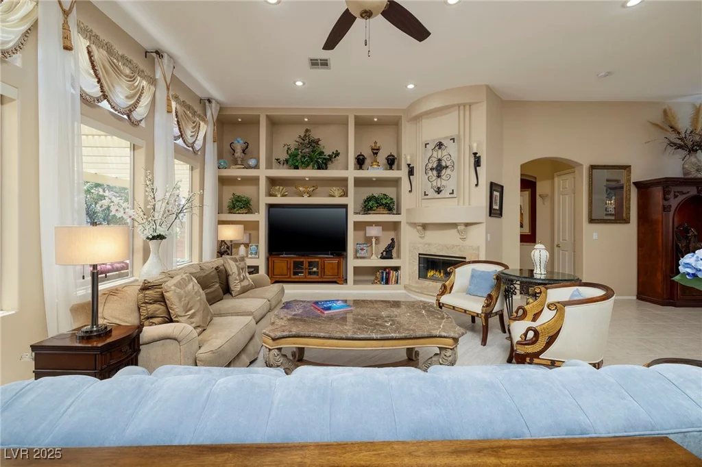 1329 Calle Cantar, Henderson, NV 89012