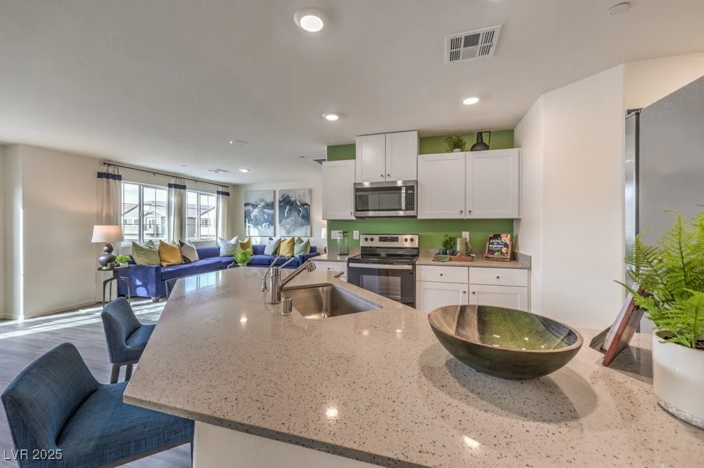 7965 Aurora Sky, North Las Vegas, NV 89084
