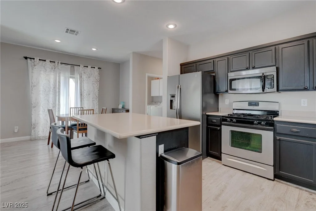10454 Gunpowder Falls, Las Vegas, NV 89183