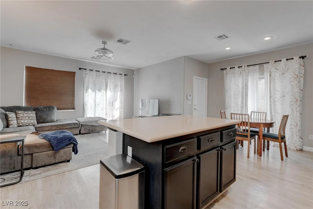 10454 Gunpowder Falls, Las Vegas, NV 89183