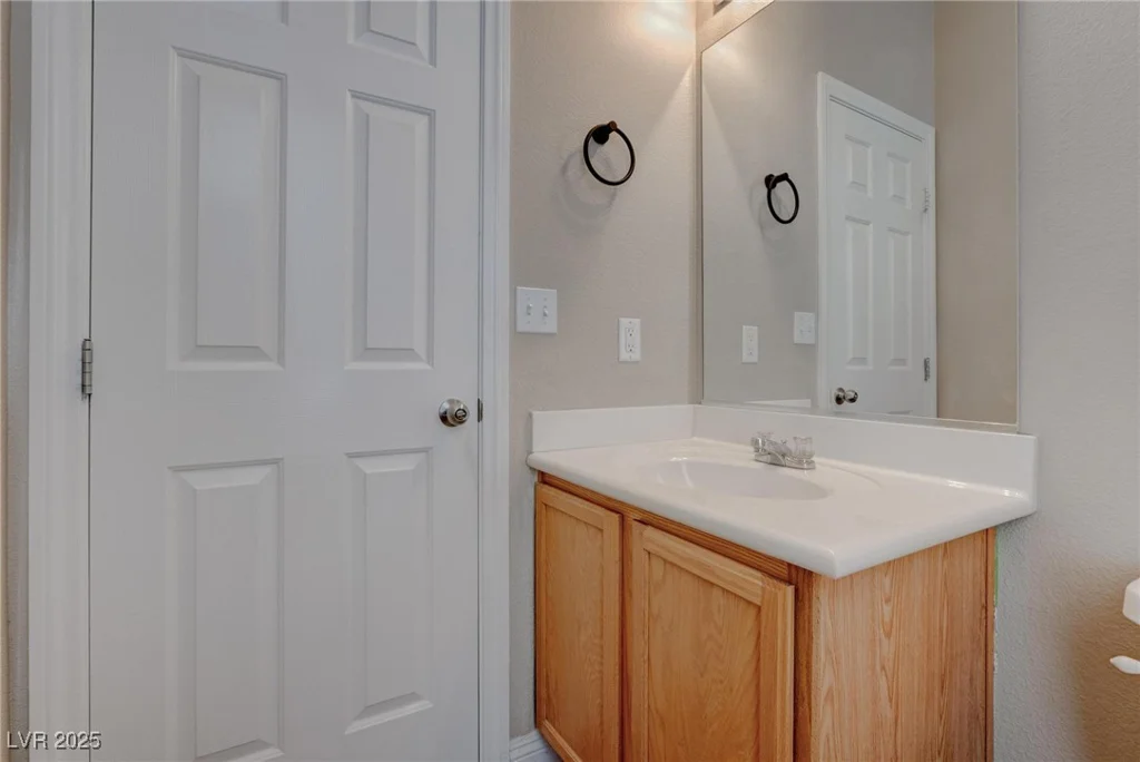 10454 Gunpowder Falls, Las Vegas, NV 89183