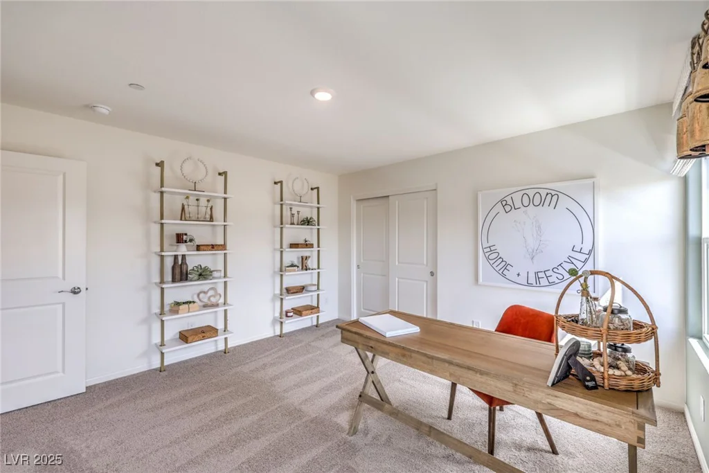 557 Ruby Robin, Henderson, NV 89011