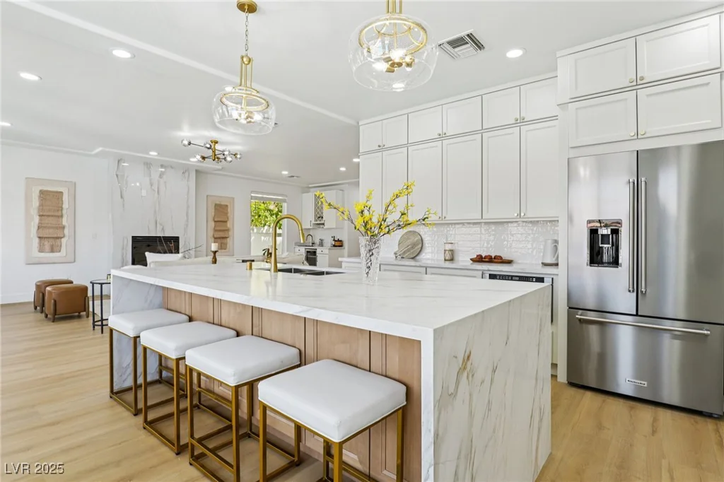 2469 Sun Reef, Las Vegas, NV 89128
