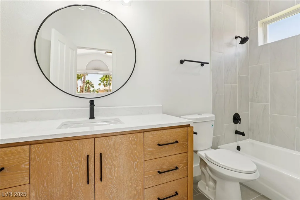 2469 Sun Reef, Las Vegas, NV 89128