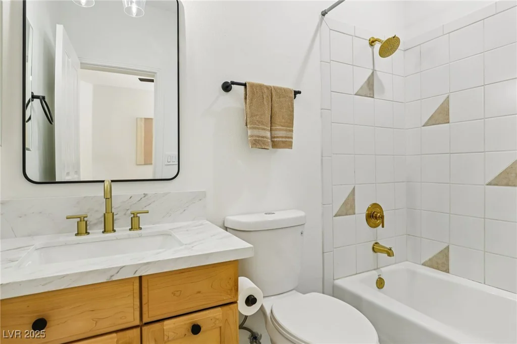 2469 Sun Reef, Las Vegas, NV 89128
