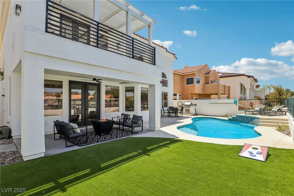 2469 Sun Reef, Las Vegas, NV 89128