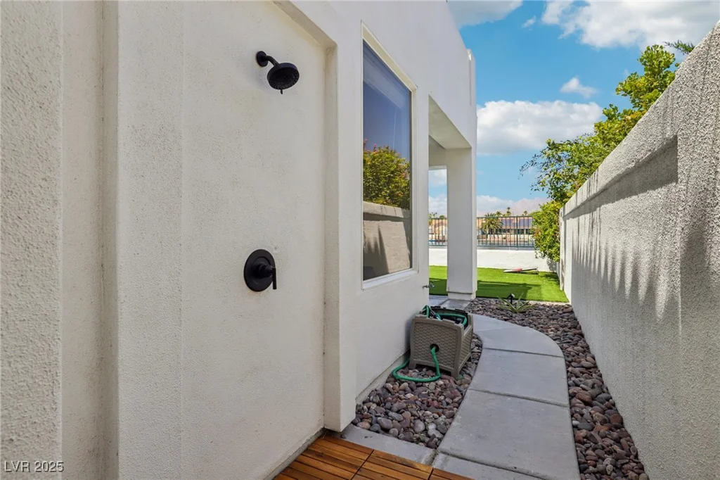 2469 Sun Reef, Las Vegas, NV 89128
