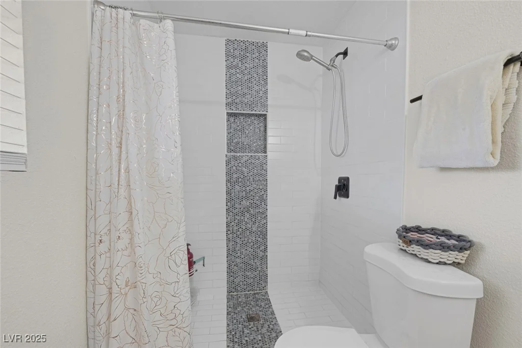 59 Christy, Las Vegas, NV 89110