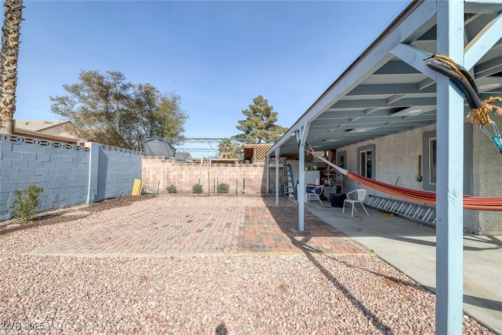 59 Christy, Las Vegas, NV 89110