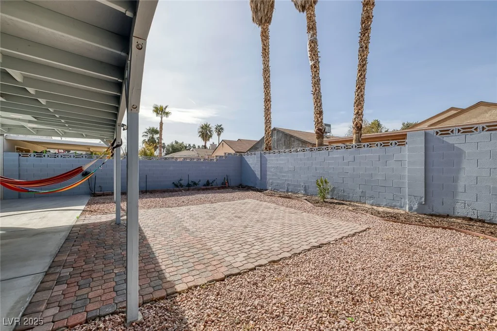 59 Christy, Las Vegas, NV 89110