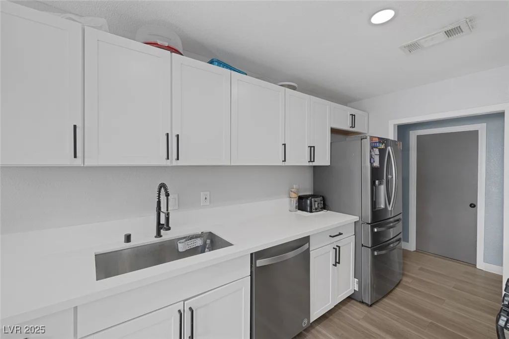 59 Christy, Las Vegas, NV 89110