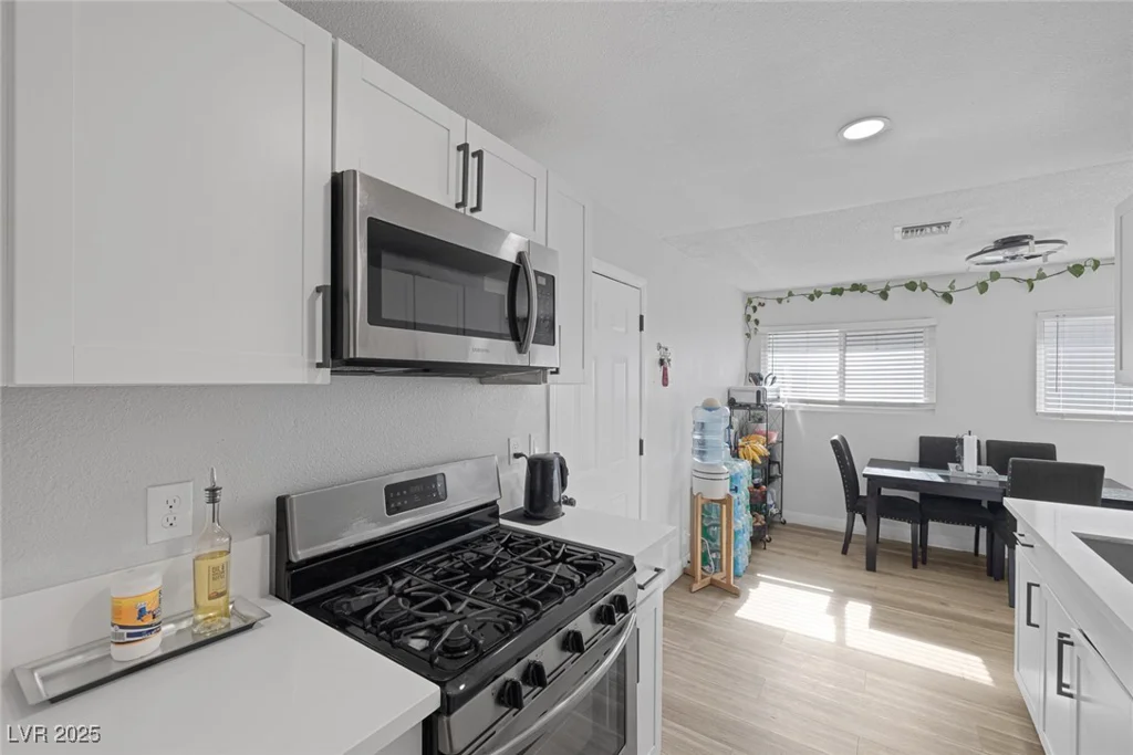 59 Christy, Las Vegas, NV 89110