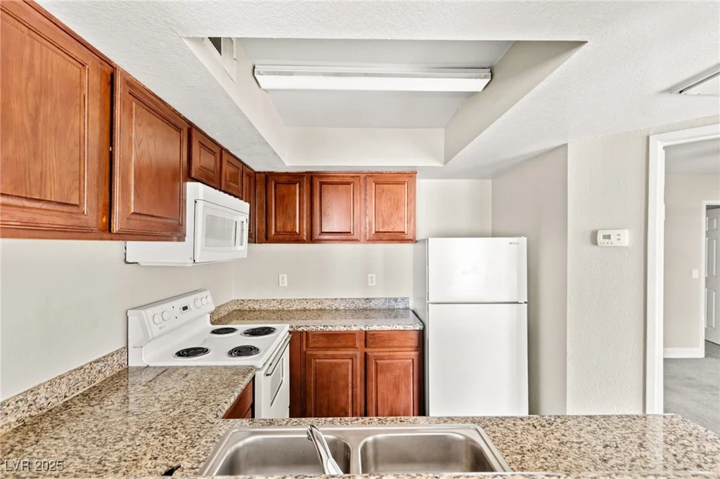 6800 Lake Mead, Las Vegas, NV 89156