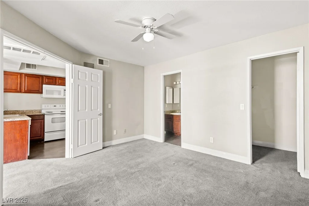 6800 Lake Mead, Las Vegas, NV 89156