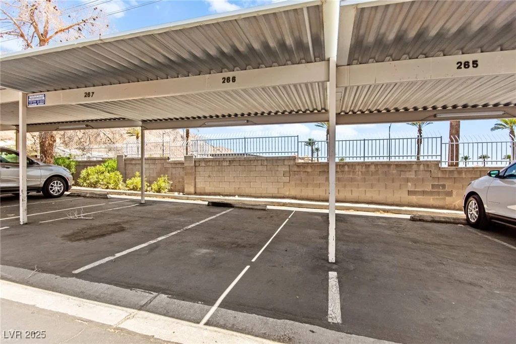 6800 Lake Mead, Las Vegas, NV 89156