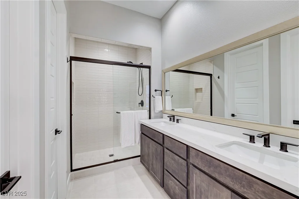 659 Spotted Falcon, Las Vegas, NV 89138