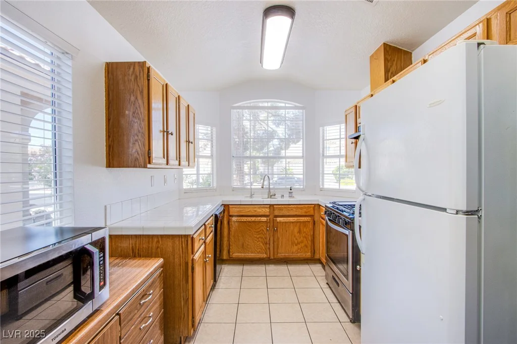 2752 Devita, Las Vegas, NV 89117