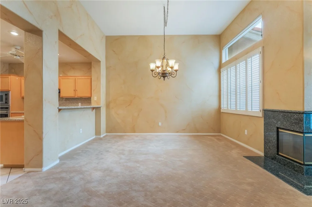 10037 Summer Oak, Las Vegas, NV 89134