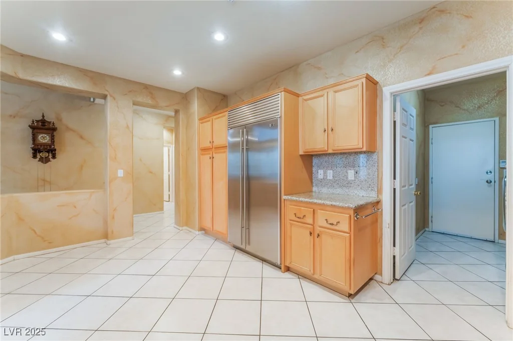 10037 Summer Oak, Las Vegas, NV 89134