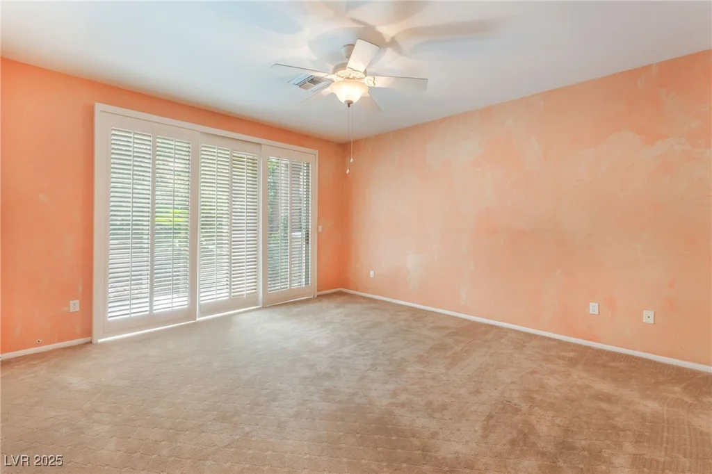 10037 Summer Oak, Las Vegas, NV 89134