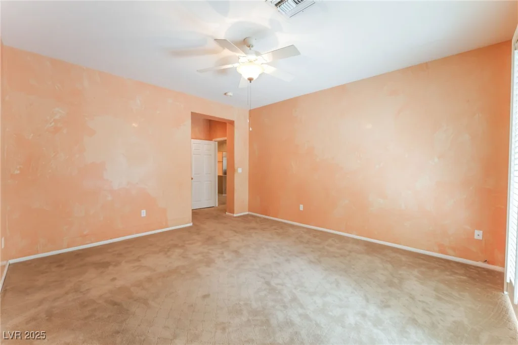 10037 Summer Oak, Las Vegas, NV 89134