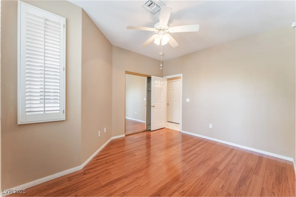 10037 Summer Oak, Las Vegas, NV 89134
