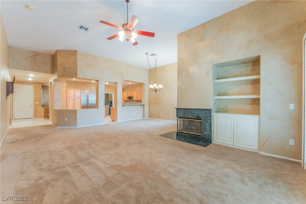 10037 Summer Oak, Las Vegas, NV 89134