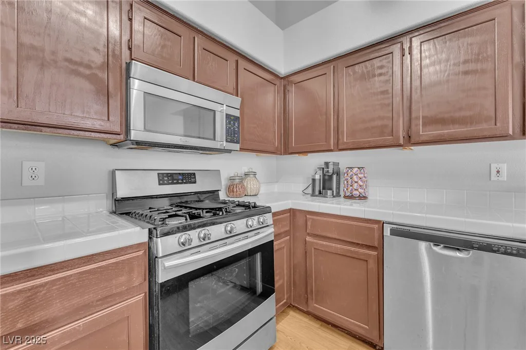 2924 Mount Hope, Las Vegas, NV 89156