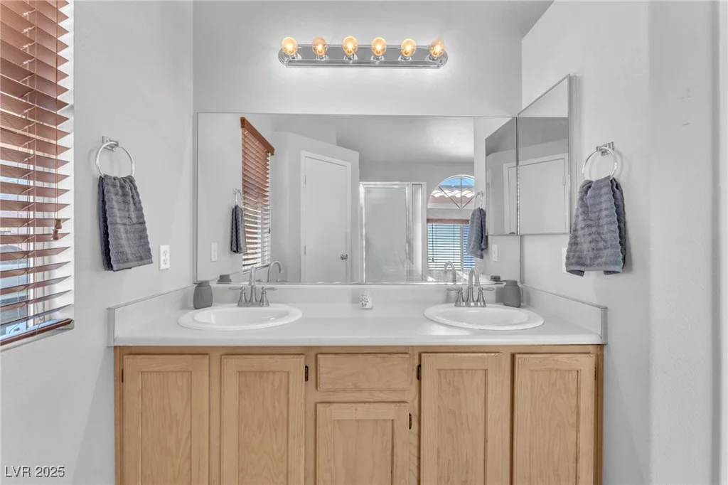 2924 Mount Hope, Las Vegas, NV 89156