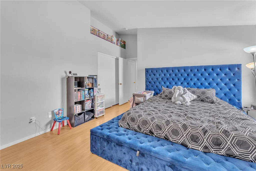 2924 Mount Hope, Las Vegas, NV 89156