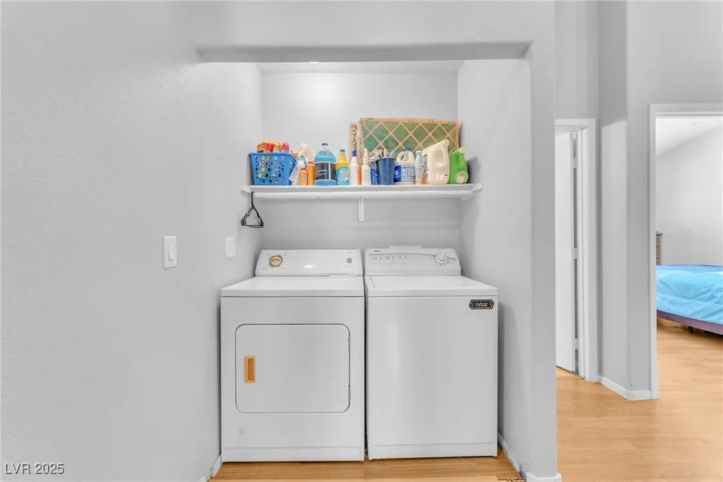 2924 Mount Hope, Las Vegas, NV 89156