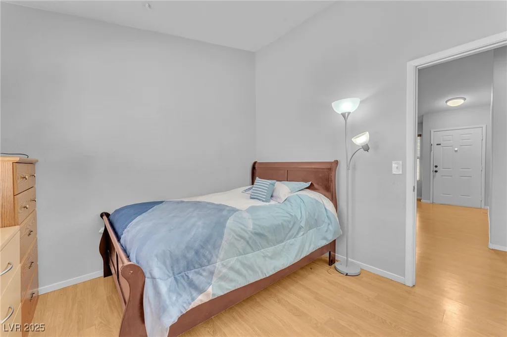 2924 Mount Hope, Las Vegas, NV 89156