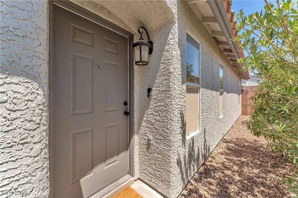 2924 Mount Hope, Las Vegas, NV 89156