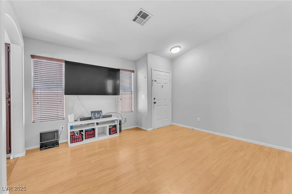 2924 Mount Hope, Las Vegas, NV 89156