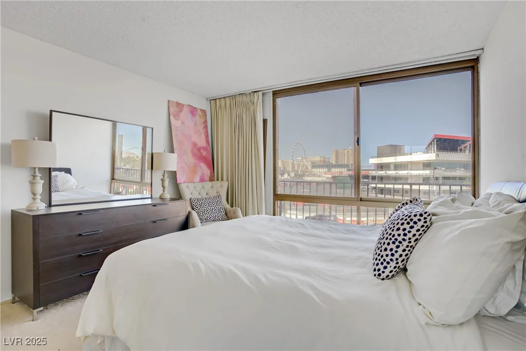205 Harmon, Las Vegas, NV 89169