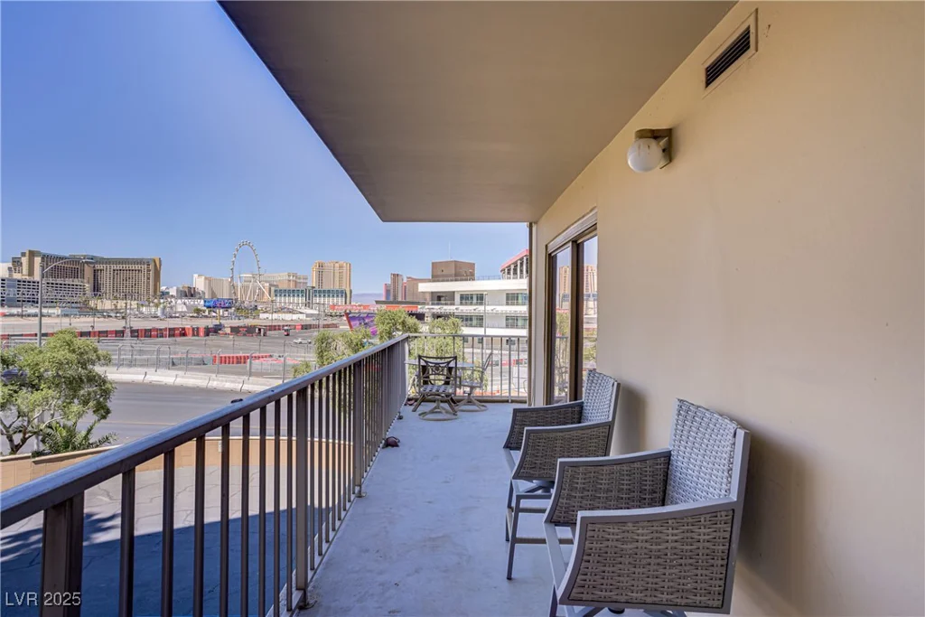 205 Harmon, Las Vegas, NV 89169