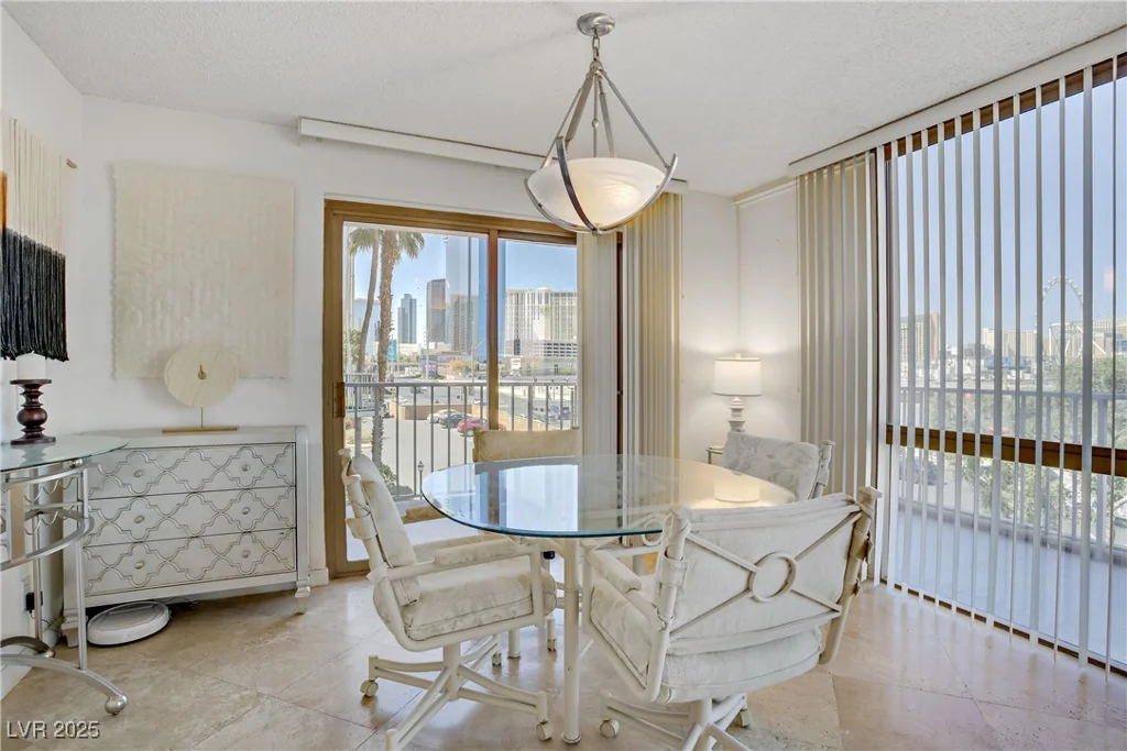 205 Harmon, Las Vegas, NV 89169