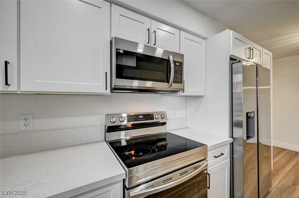 2725 Nellis, Las Vegas, NV 89121