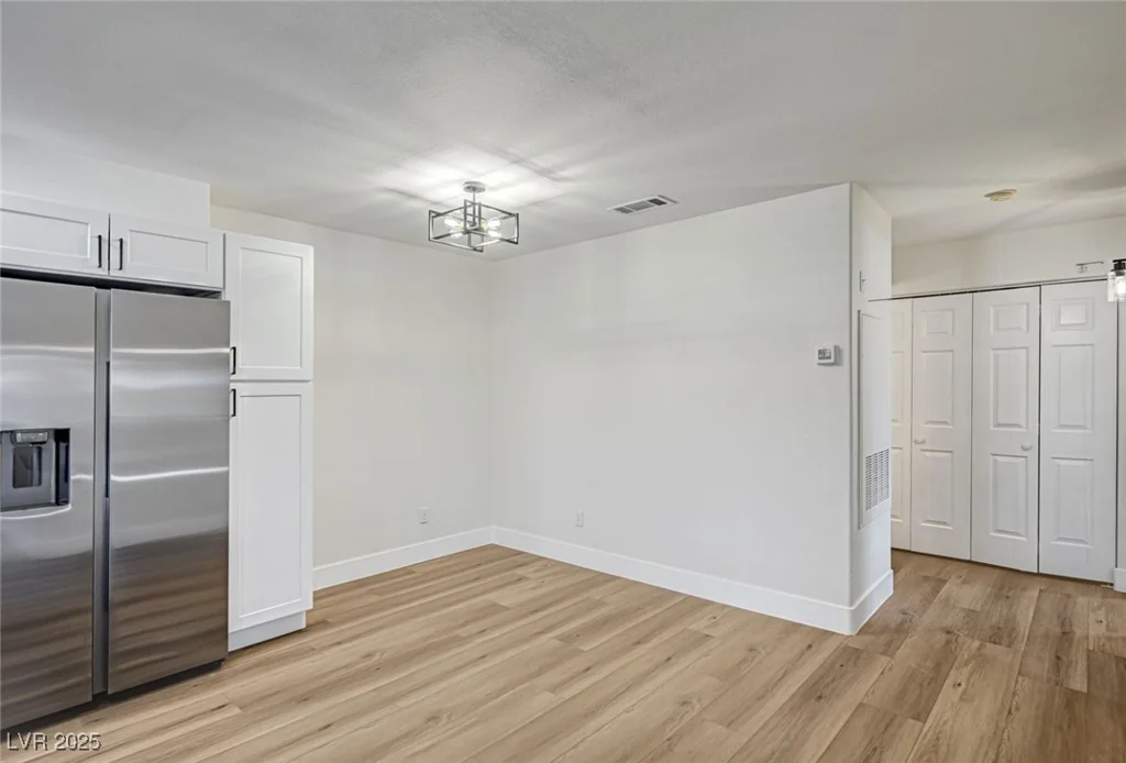 2725 Nellis, Las Vegas, NV 89121
