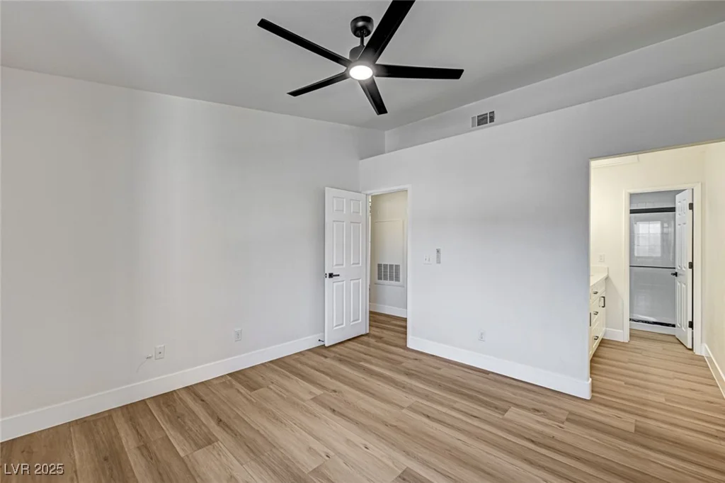 2725 Nellis, Las Vegas, NV 89121