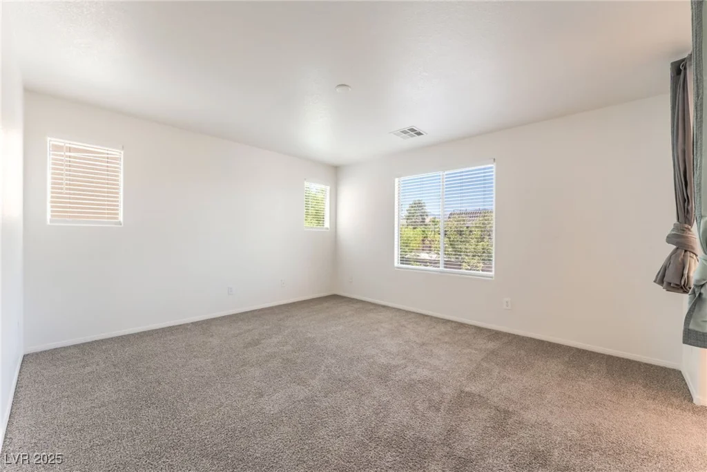 7553 Virginia Dale, Las Vegas, NV 89131
