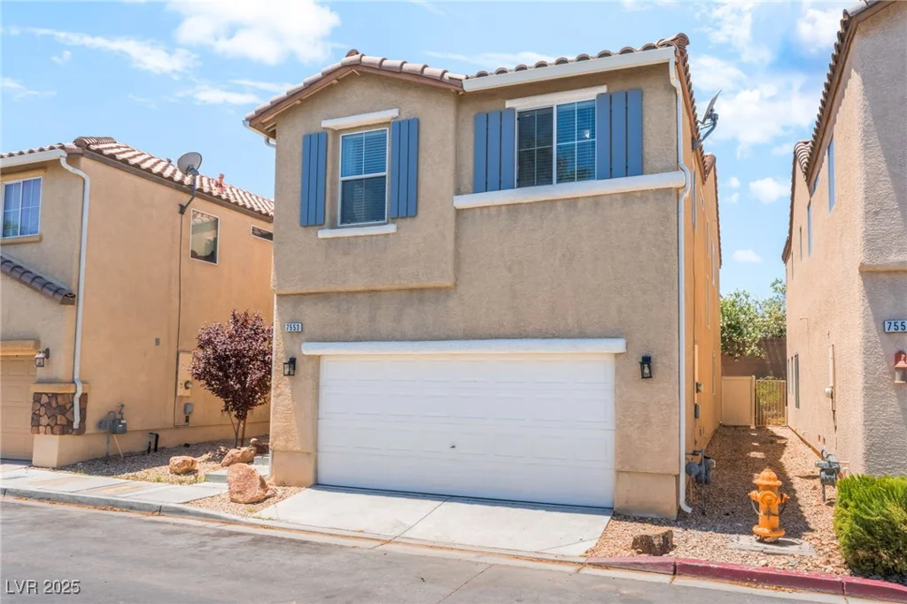 7553 Virginia Dale, Las Vegas, NV 89131