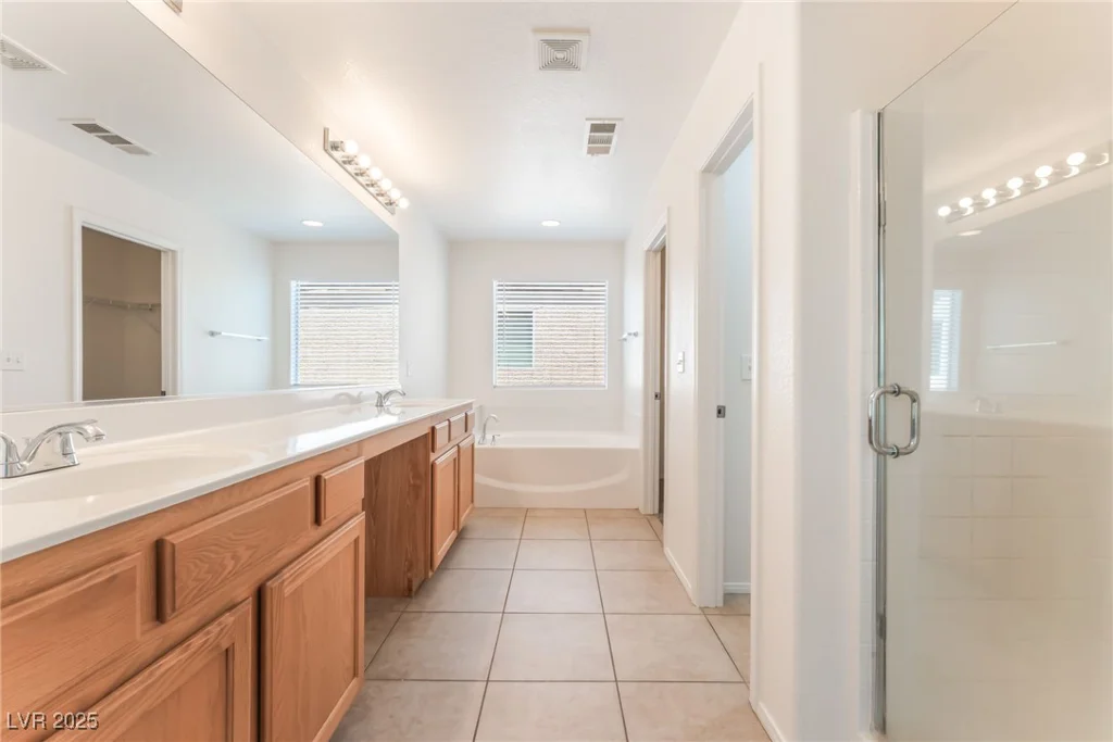 7553 Virginia Dale, Las Vegas, NV 89131