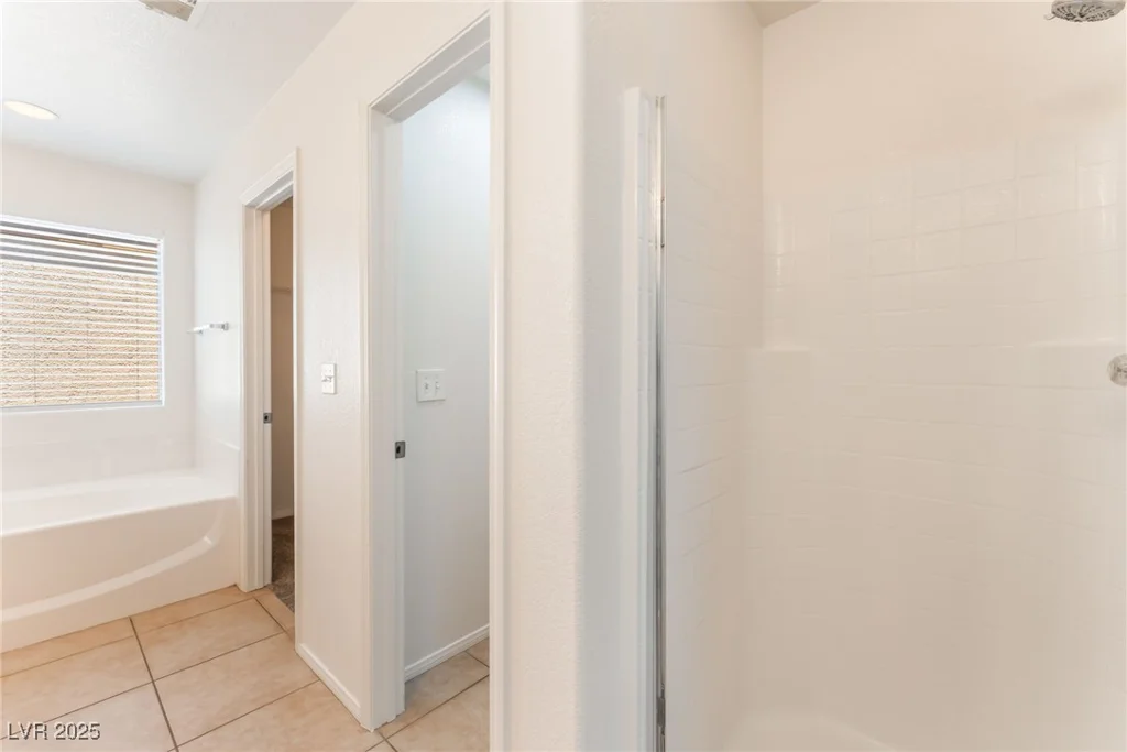 7553 Virginia Dale, Las Vegas, NV 89131