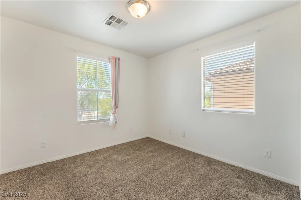 7553 Virginia Dale, Las Vegas, NV 89131